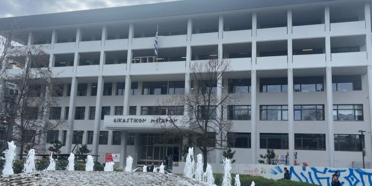Αναβλήθηκε το Αυτόφωρο του Πανεπιστημιακού
